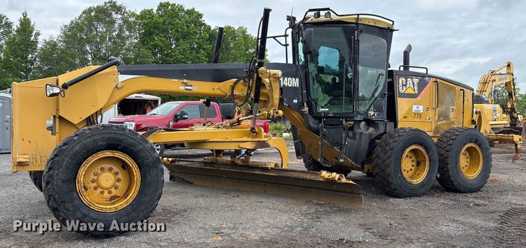 2010 Caterpillar 140M motor grader - OB9690
