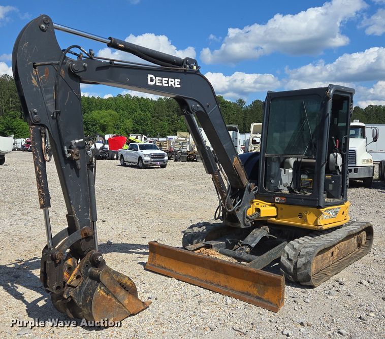 2022 John Deere 50G mini excavator - YA0535