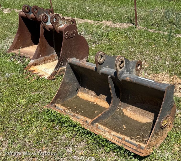(3) Geith buckets - DO0884