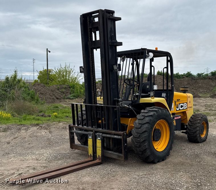 2011 JCB 940 forklift - DV2584