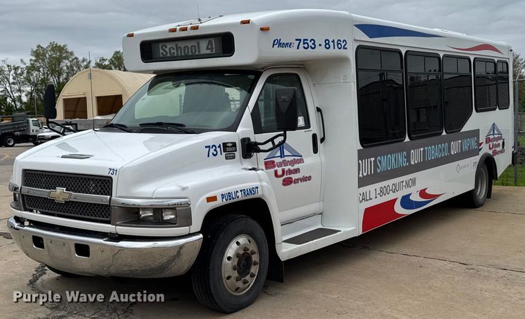 2009 Eldorado National shuttle bus - DV2590