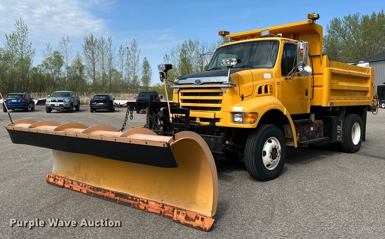1998 Ford L8501 dump truck - EB2521