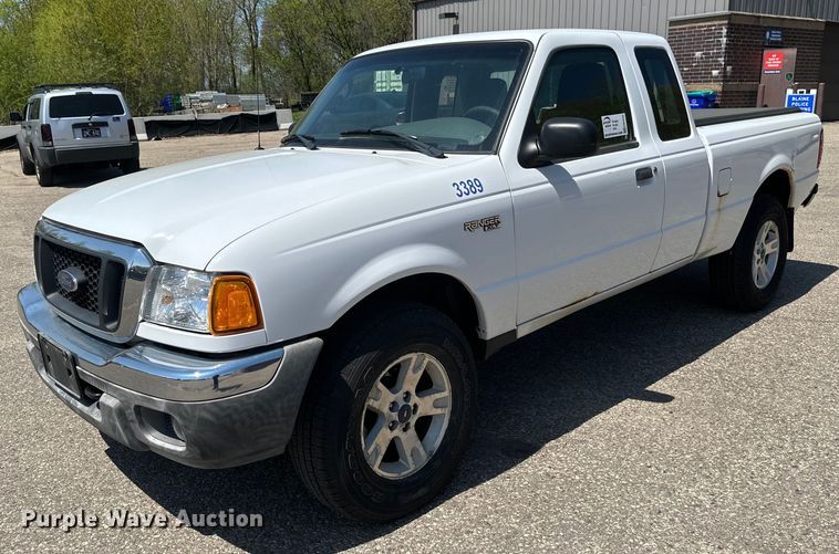 2005 Ford Ranger XLT SuperCab pickup truck - EB2532