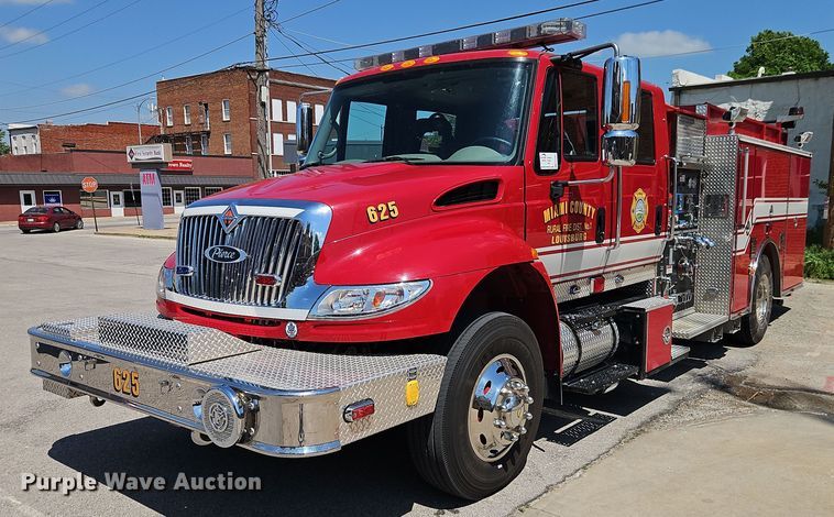 2010 International MA035 pumper fire truck - EB8061