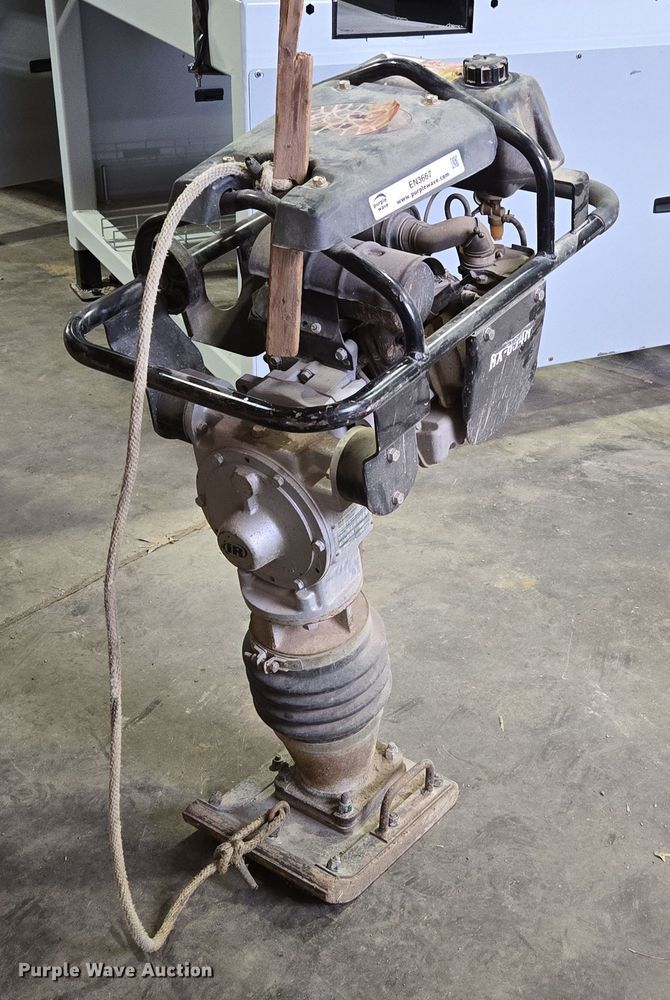 2002 Ingersoll-Rand RX-654H plate compactor - EN3667