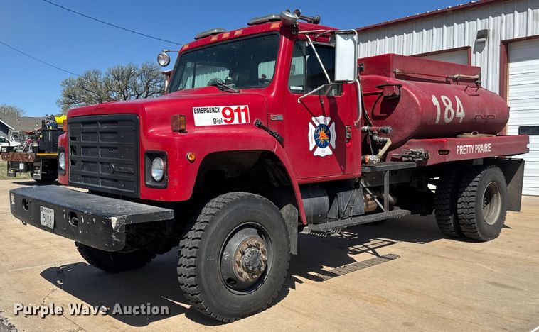 1989 International S1800 fire truck - EQ1309