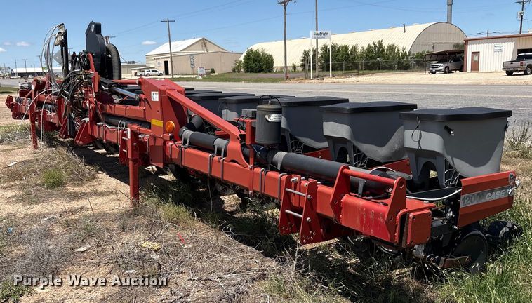 Case 1200 planter - DY2505