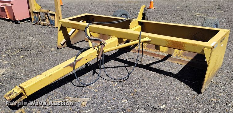 Brown Husky box blade - IP9574