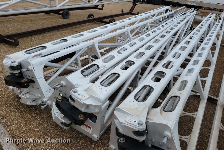 (2) Millinium Booms sprayer booms - NV9860