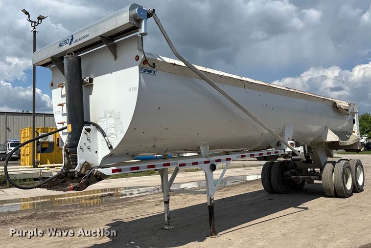 2015 Clement Rockstar Plus end dump trailer - DX8962