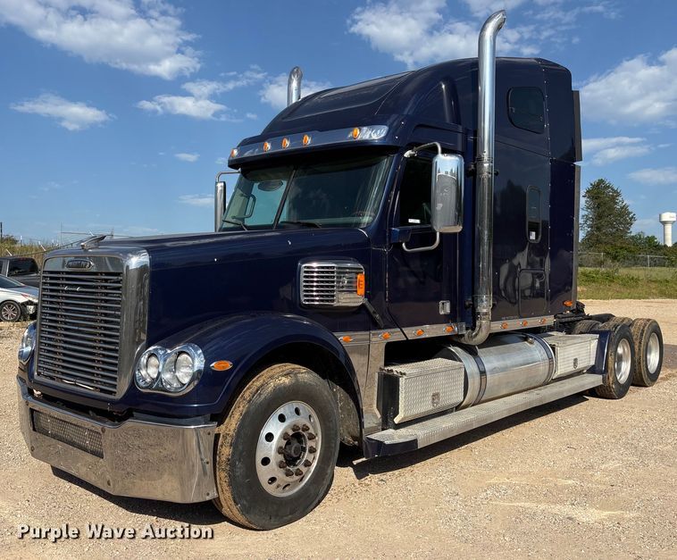 2013 Freightliner Coronado glider kit semi truck - OK9495
