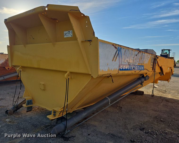 Volvo dump bed - DF8507