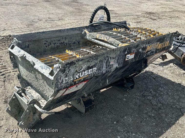 Danuser Mega Mixer S75 skid steer concrete mixer - DF8516