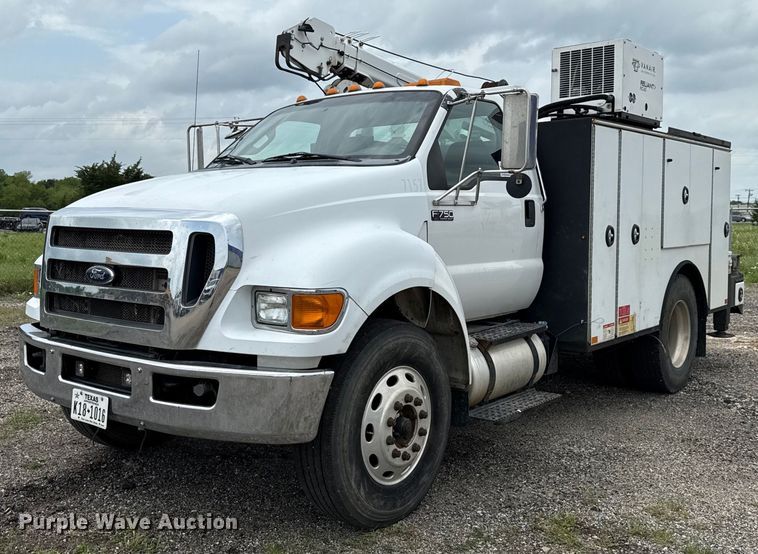 2015 Ford F750 Super Duty utility / service truck - DP6142