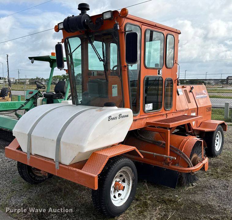 2016 Broce CRT350 broom - DP6147