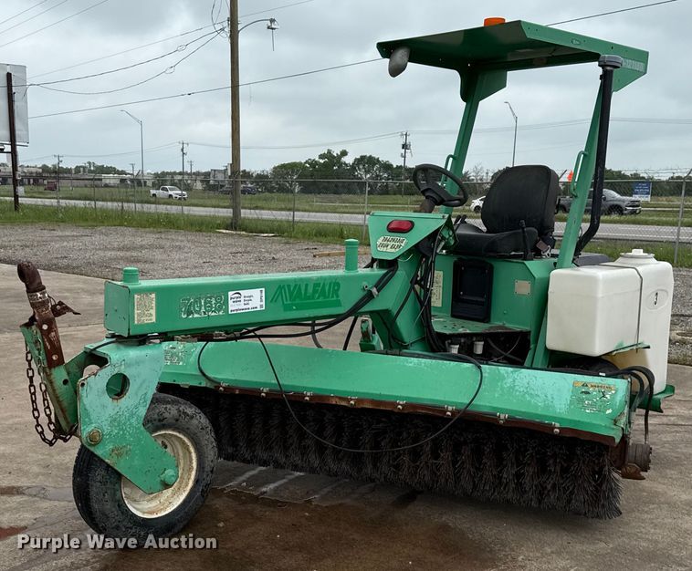 2007 Lay-Mor 8HC broom - DP6148