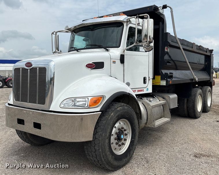 2018 Peterbilt 348 dump truck - DP6154