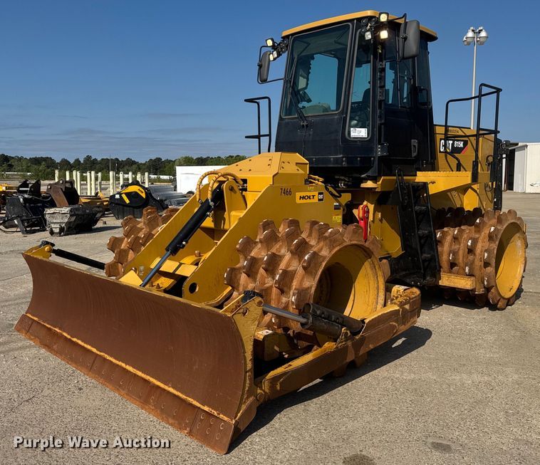 2018 Caterpillar 815K soil compactor - DW1896