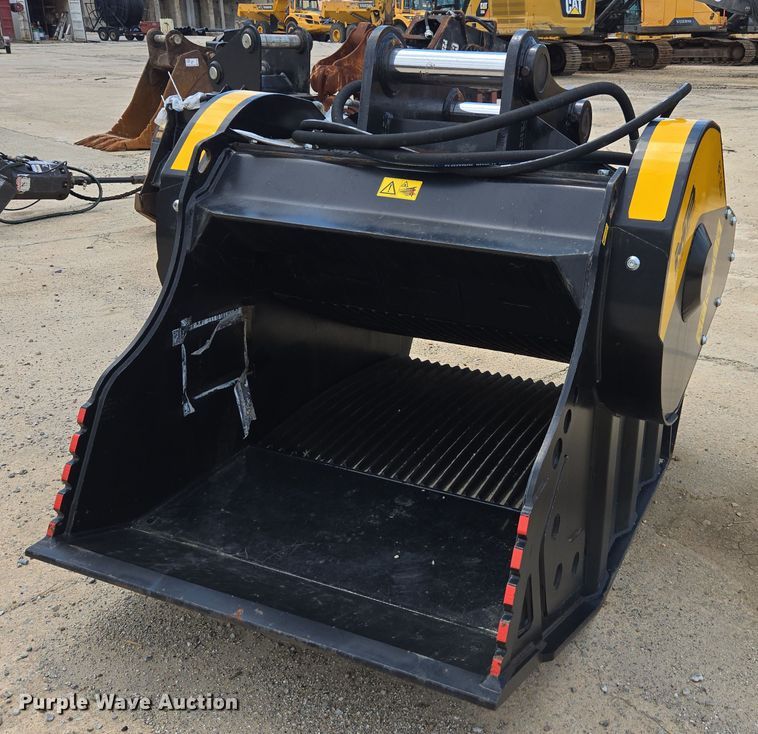 2024 MB BF 120.4 S4 crusher bucket - EC3626