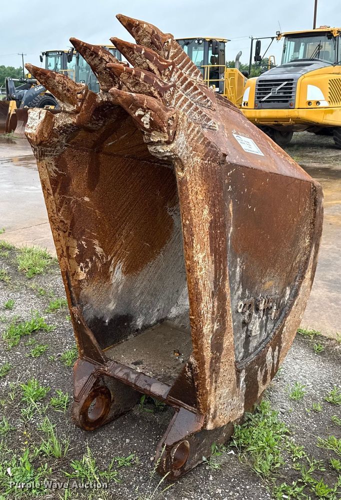 Tooth Pro v-bottom bucket - ED5601