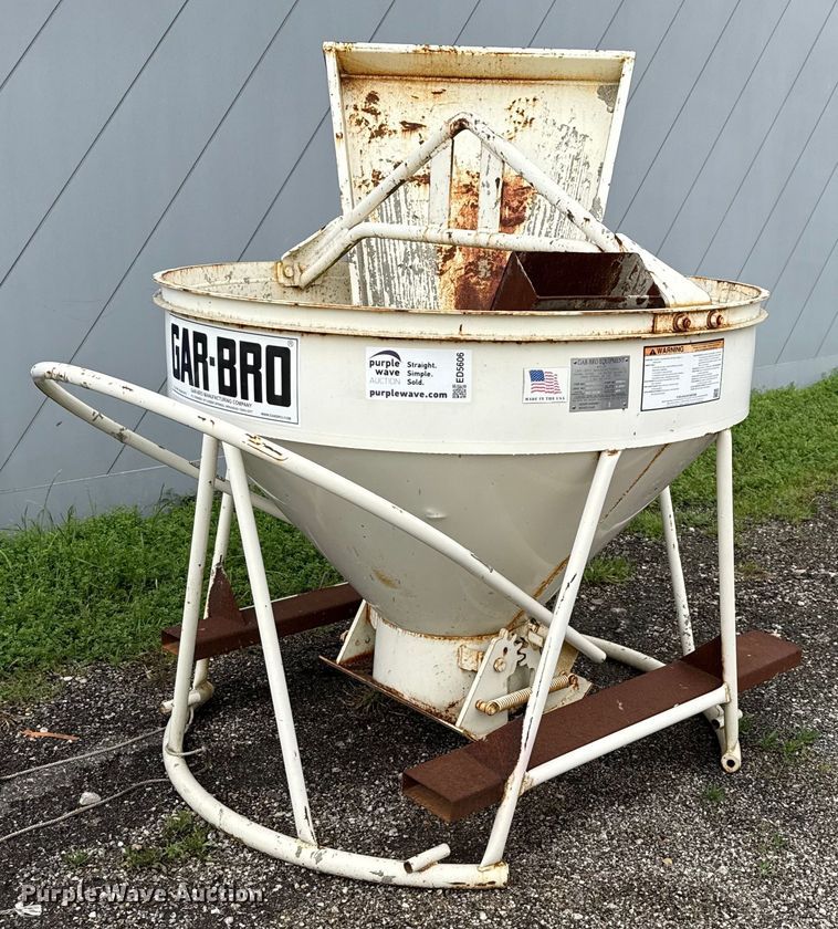 2018 Gar-Bro 427-R concrete bucket - ED5606