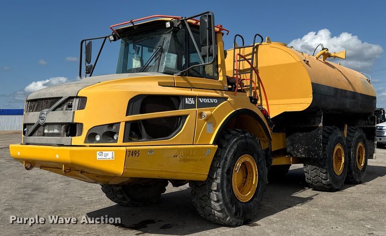 2018 Volvo A25G water wagon - EE0030