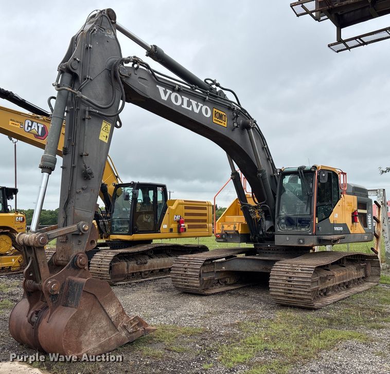 2015 Volvo EC380EL excavator - EE0033