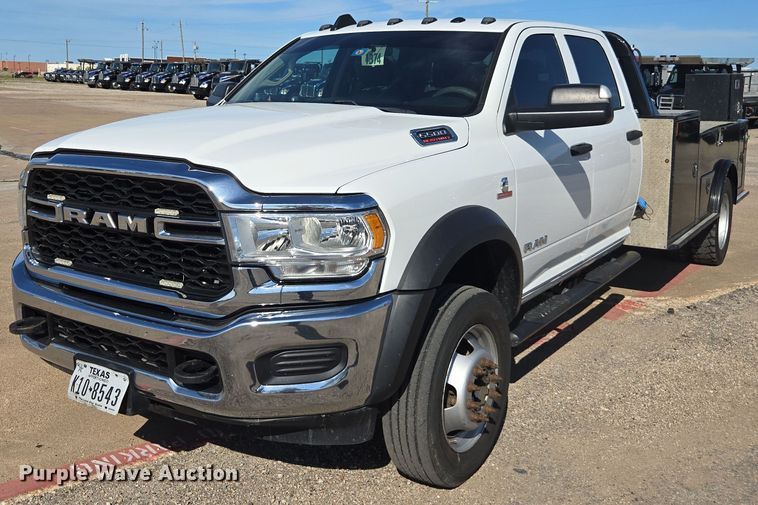 2019 Dodge Ram 5500 Crew Cab utility / service truck - EE0077