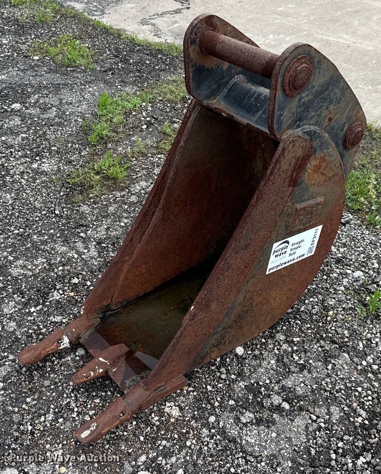 Caterpillar backhoe bucket - EF3111