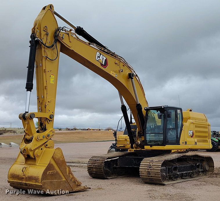 2023 Caterpillar 352 excavator - EH0241
