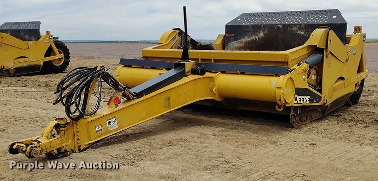 2018 John Deere 2010DE scraper - EH0247