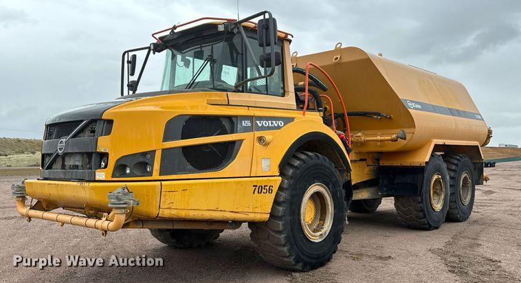 2016 Volvo A25G water wagon - EH0262