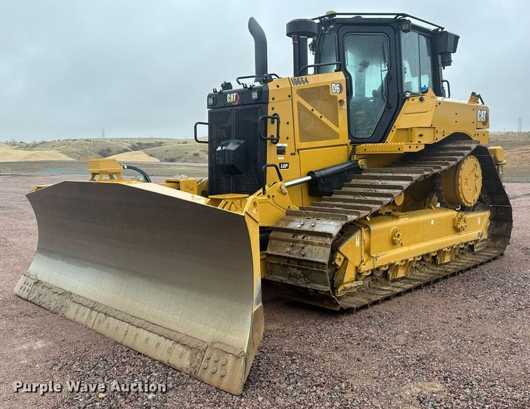 2024 Caterpillar D6 LGP dozer - EH0267