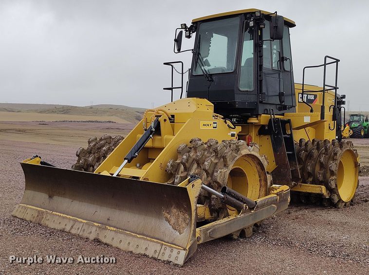 2020 Caterpillar 815K soil compactor - EH0273