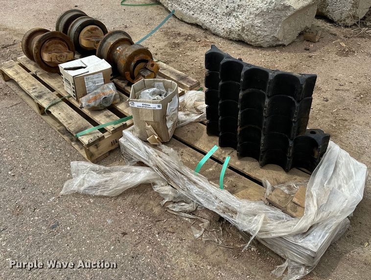 Dozer undercarriage parts - EH0324