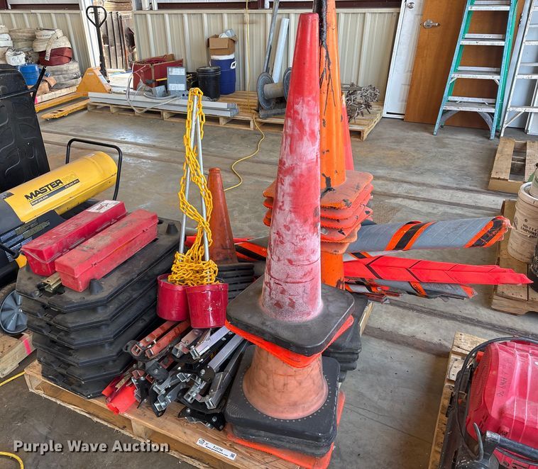 Road safety equipment - EJ3756