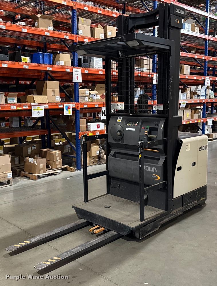 2015 Crown SP3520-30 order picker - DH9966