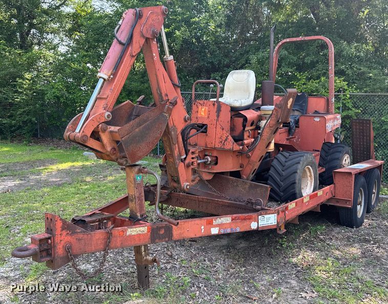 1985 Ditch Witch 3210 trencher - DU7765