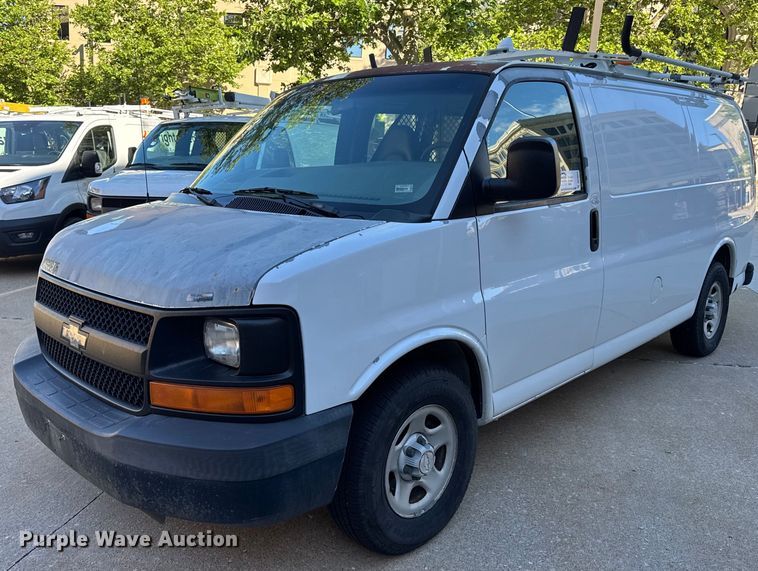 2006 Chevrolet Express 1500 van - DV4053