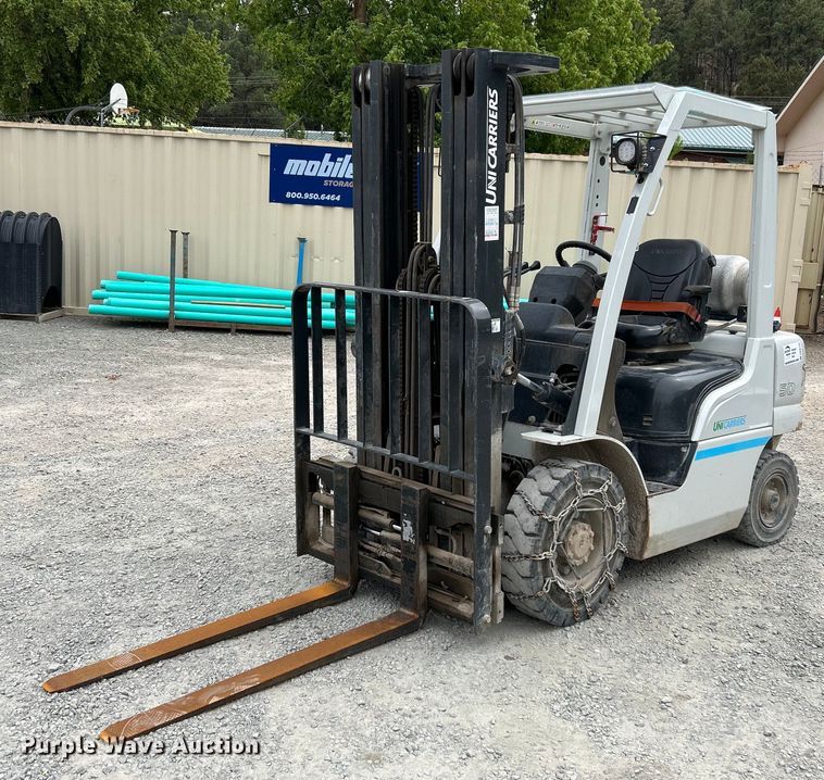 2016 UniCarriers PF50 forklift - DW8720