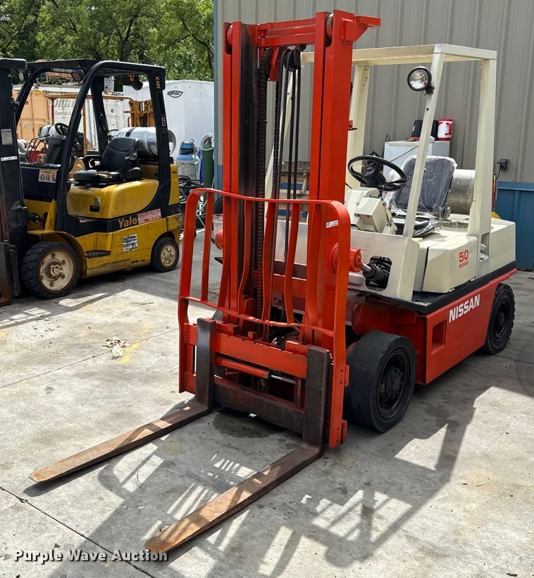 Nissan 50 forklift - DZ4157