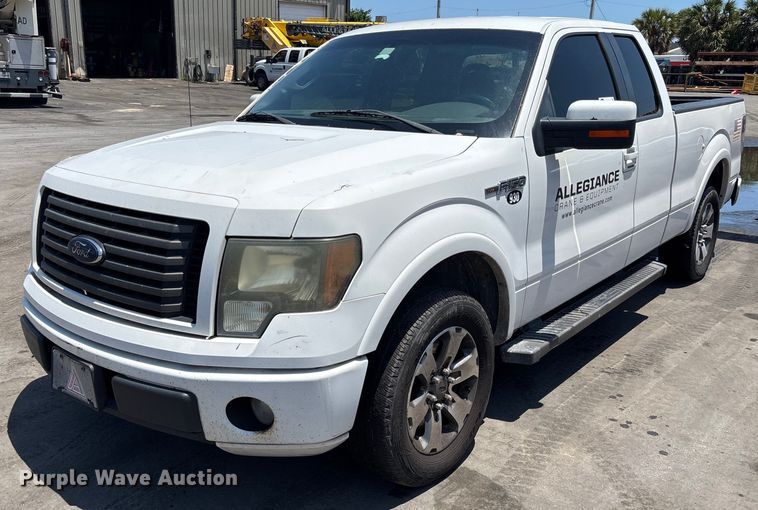 2012 Ford F150 SuperCab pickup truck - EC3596