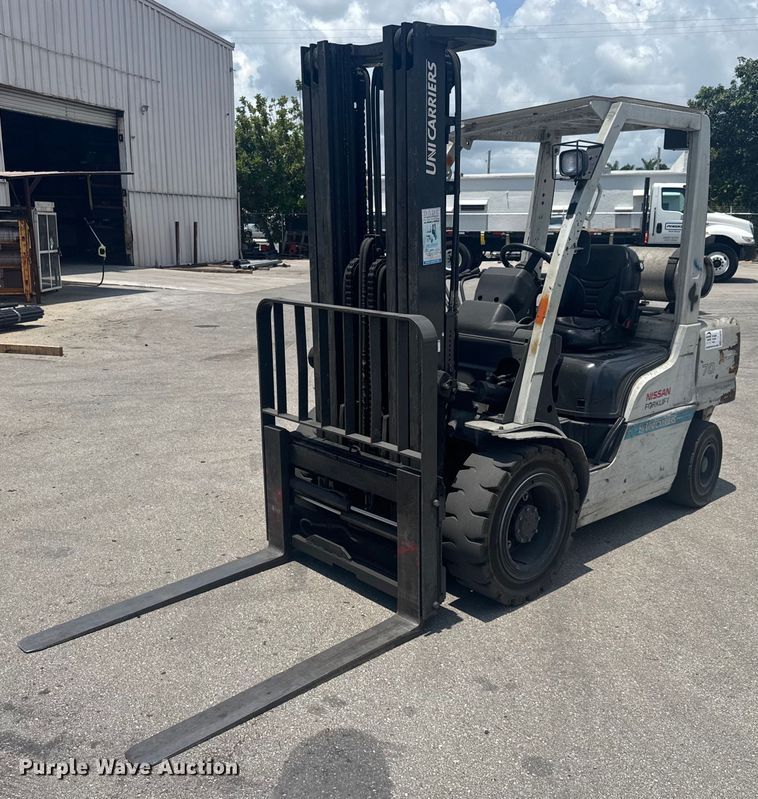 2015 Nissan PF70 forklift - EC3634