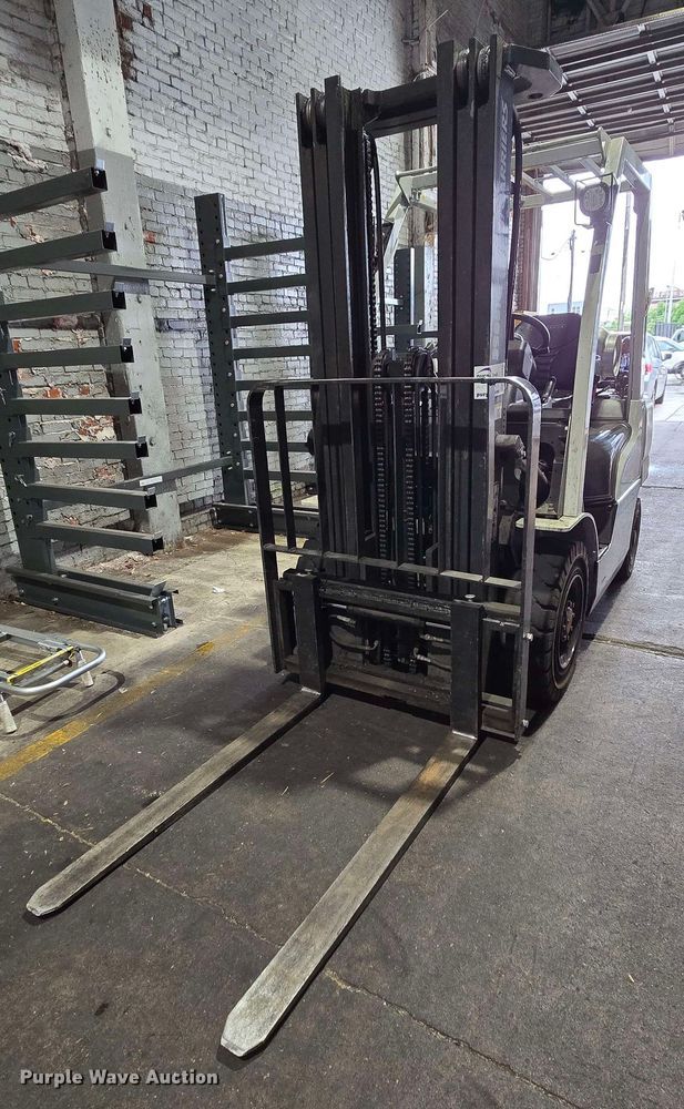 2014 Nissan PF50 forklift - EC4247