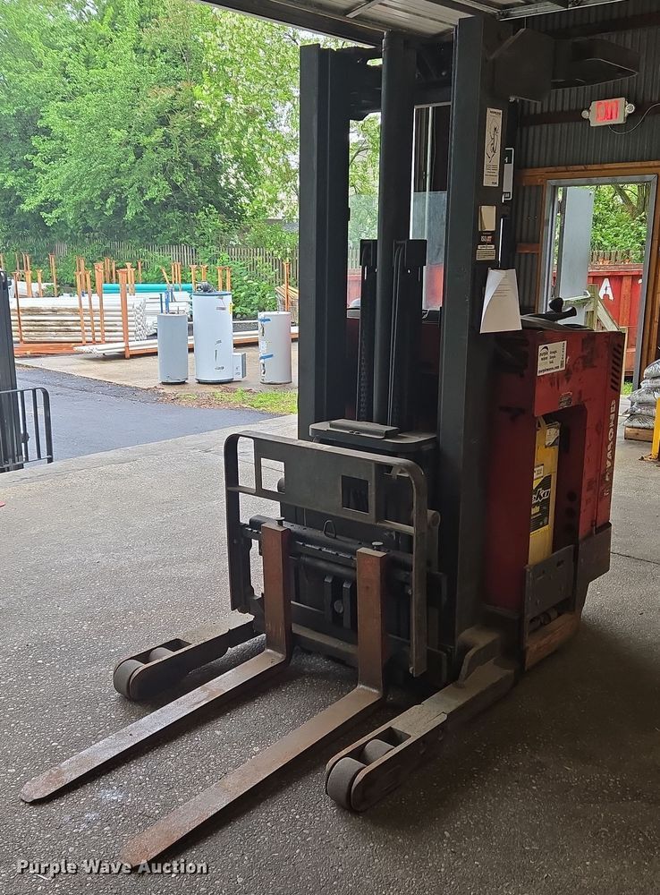 2006 Raymond EASI R30TT reach truck - EC4249