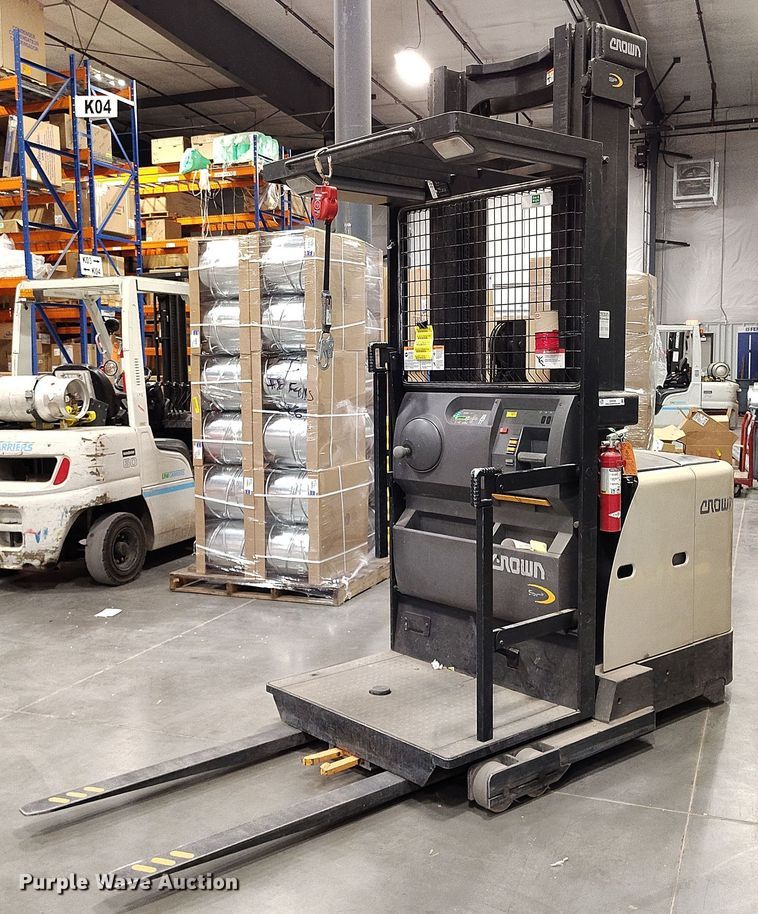 2015 Crown SP3520-30 order picker - EH0328