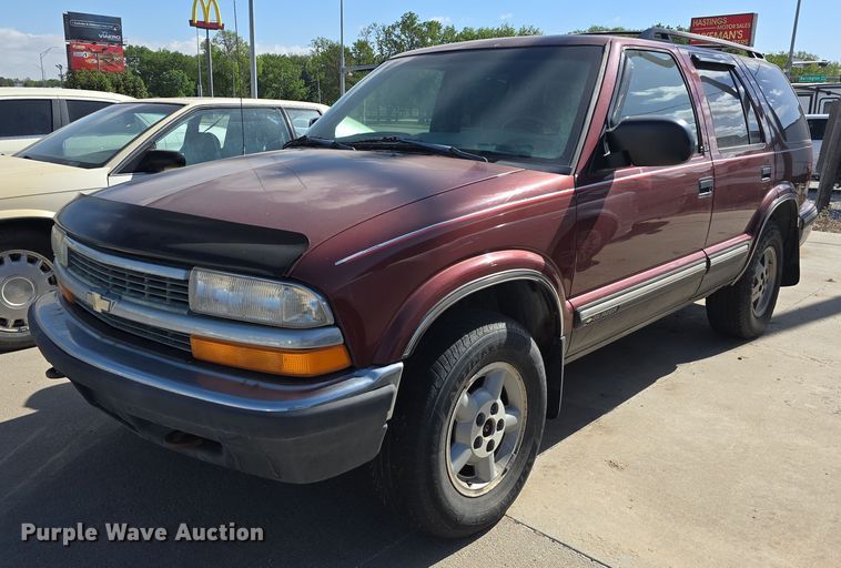 1999 Chevrolet Blazer LS SUV - EH8958