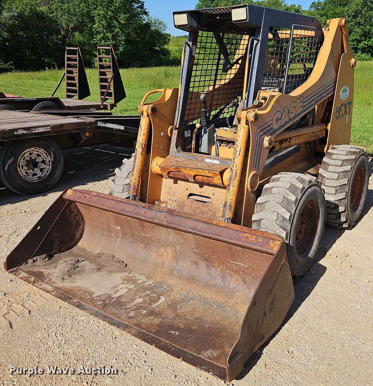 2002 Case 85XT skid steer loader - EJ0045