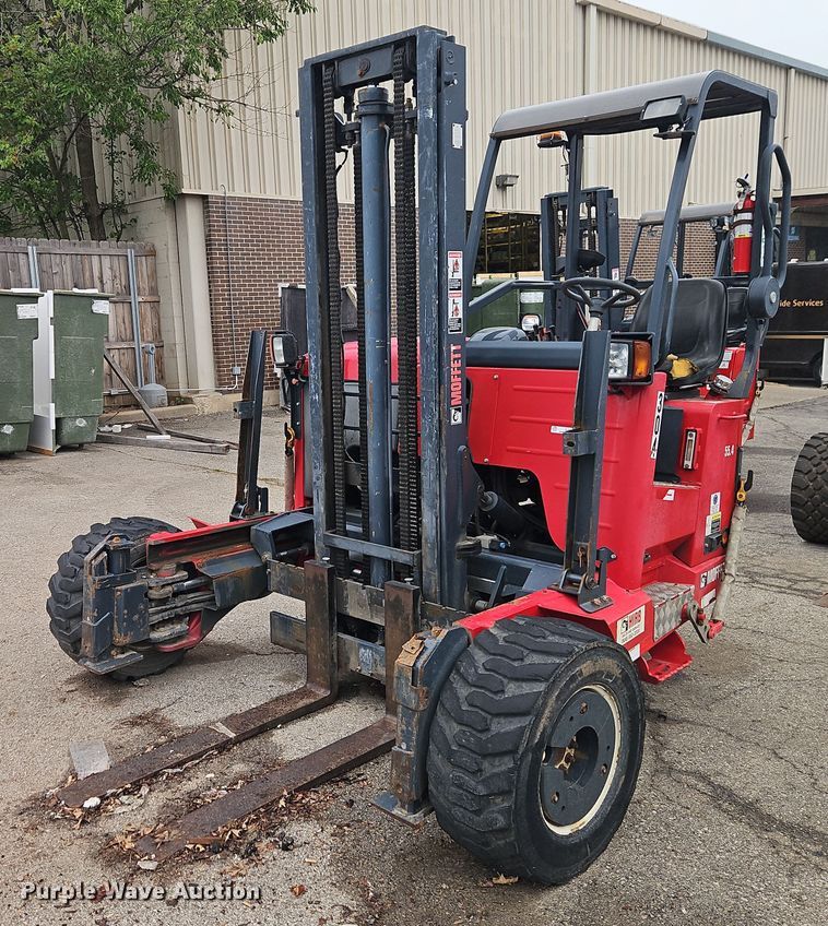 2016 Moffett M8 55.4 forklift - EJ0047