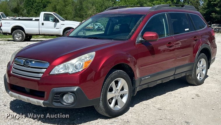 2014 Subaru Outback SUV - EK8096
